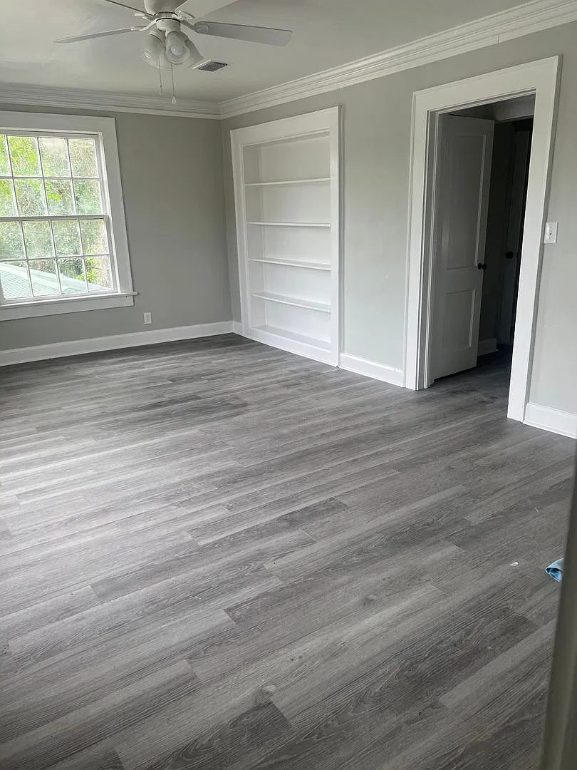 Cozy 1/1 Townhome — Photo 3