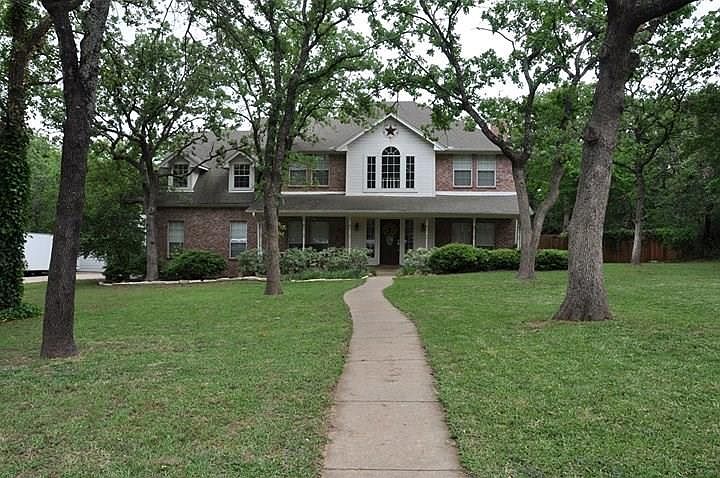 1st image of 214 Shenandoah Ct