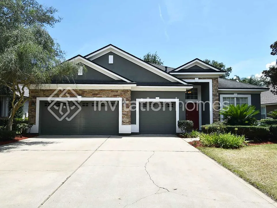 662 Hannah Park Ln