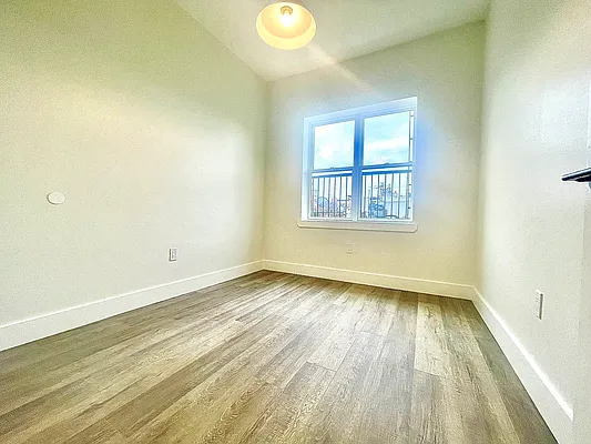 Rented by Doorway NYC, LLC | media 24