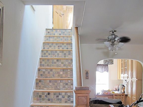 stairs to 2nd floor