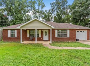 925 Splendor Rd, Tallahassee, FL 32301