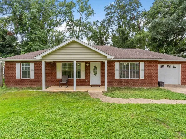 925 Splendor Rd, Tallahassee, FL 32301