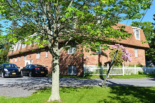 426 Winthrop Dr #9 Photo 1