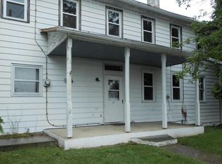 27 S Colebrook Rd, Manheim, PA 17545