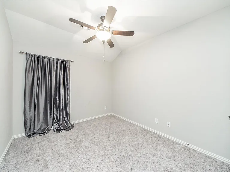 17919 Banbury Green Ln — Photo 20