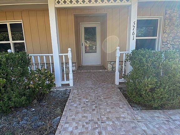 Covered Front Porch Entry