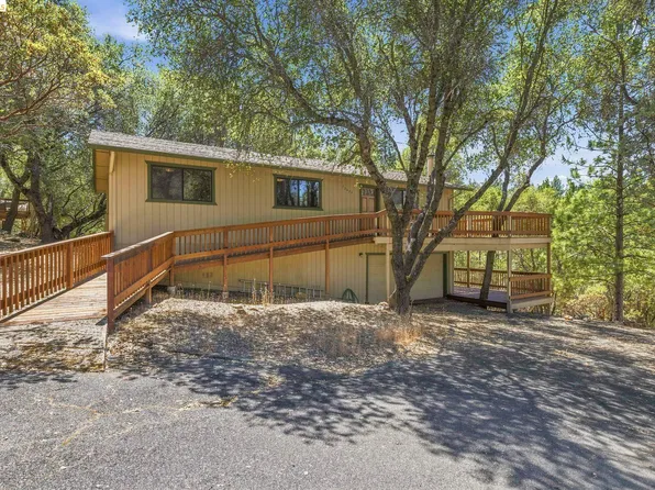 13024 Burns Ct, Groveland, CA 95321