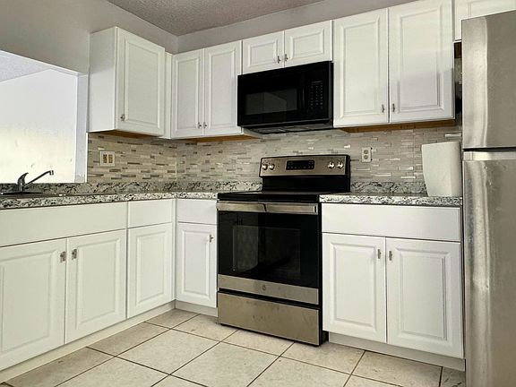 4th image of 3357 NW 86th Ave