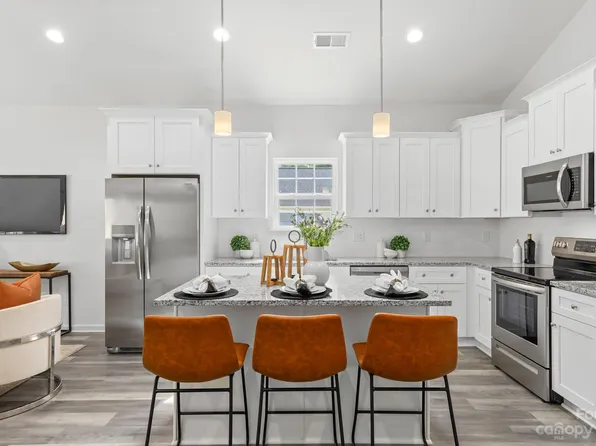 3423 Keith Dr, Charlotte, NC 28269