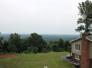 308 Warrenville Rd, Green Brook, NJ 08812