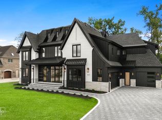 1161 Secret Forest Dr, Burr Ridge, IL 60527