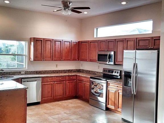2nd image of 4318 Manfield Dr