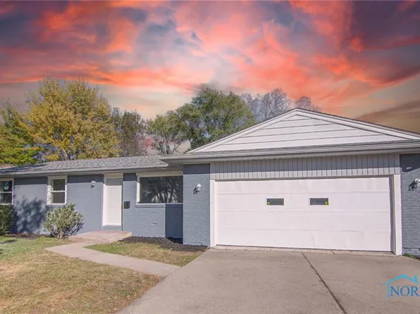 828 Independence Rd, Toledo, OH 43607