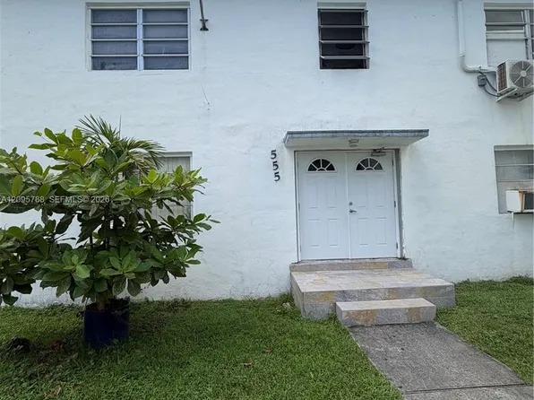 558 SW 7th St #8, Miami, FL 33130