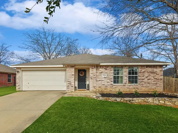 3309 Lance Ln, Denton, TX 76209