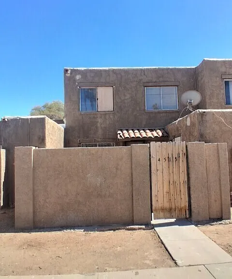 4515 E Wood St — Photo 1