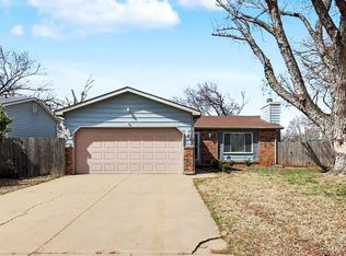 5509 S Topeka Cir, Wichita, KS 67216