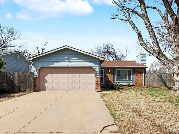 5509 S Topeka Cir, Wichita, KS 67216