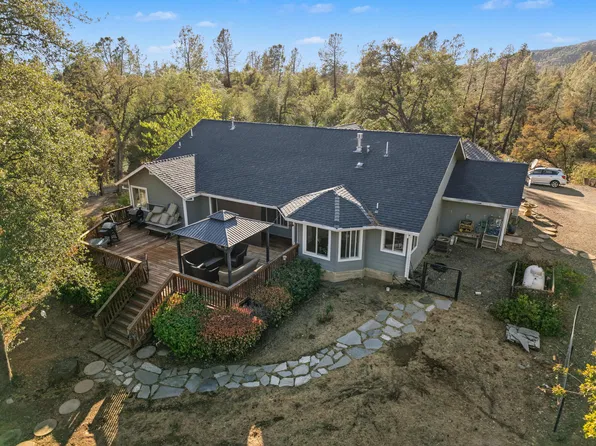 8634 Simmons Rd, Redding, CA 96001