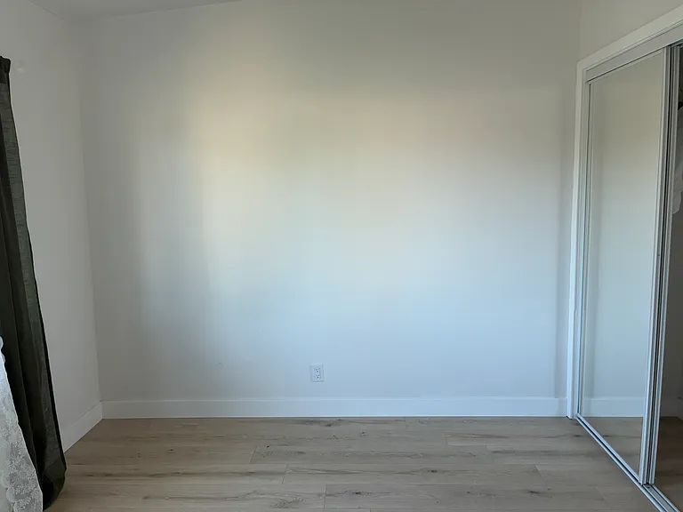 957 N Jasmine Ave — Photo 12
