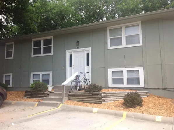 1541 5th Avenue, 1541 5th Ave APT B, Leavenworth, KS 66048