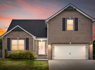 924 Burley Barn Rd, Clarksville, TN 37042