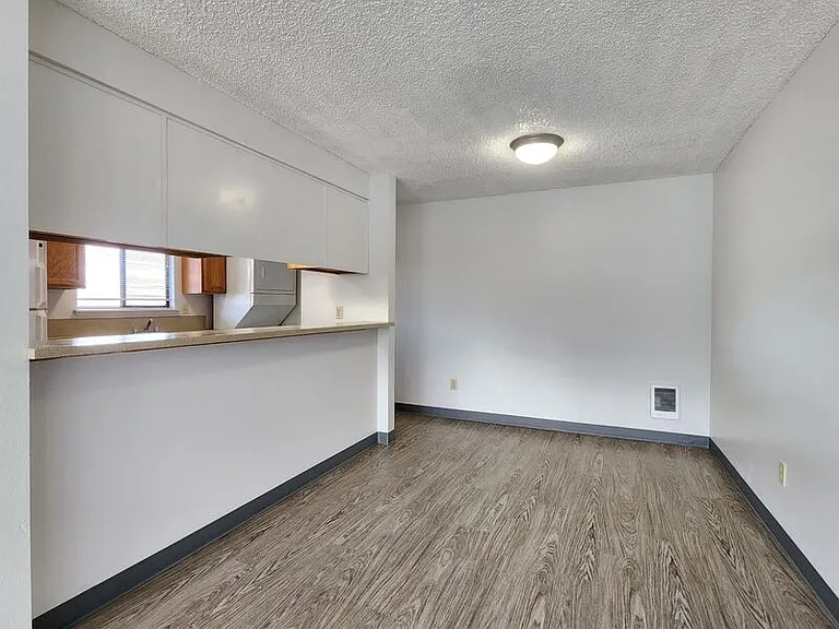 4816 SW Murray Blvd — Photo 3