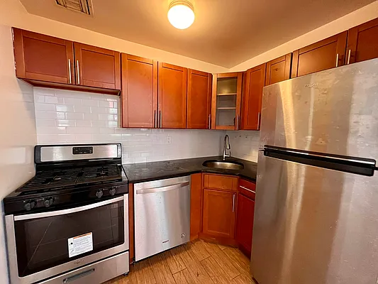 Rented by Alpha Properties NYC I LLC | media 12