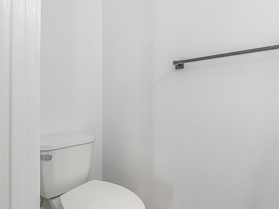 3rd image of 6030 Mill Woods Rd S