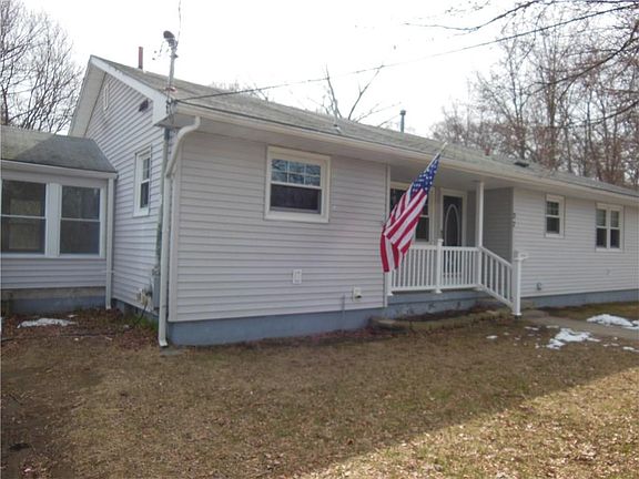 2nd image of 37 Barry Ct