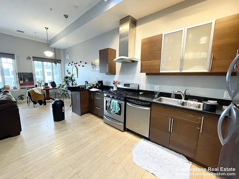 1431 Tremont St #Penthouse 3 — Photo 8