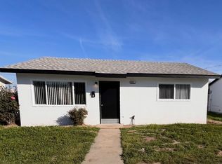 922 L St, Sanger, CA