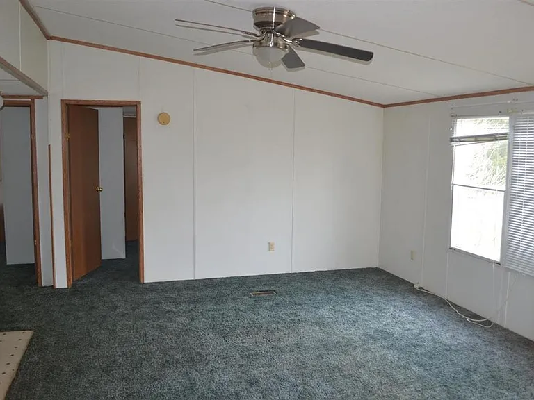 4627 Stage Junction Rd — Photo 4