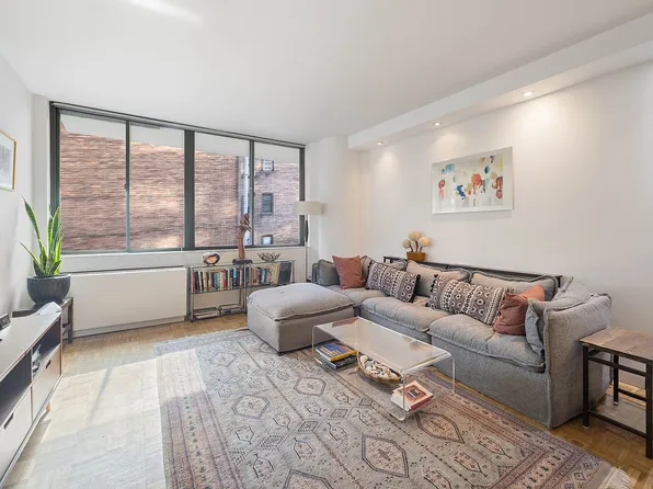255 E 49th St APT 6A, New York, NY 10017