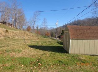 5372 Delta Rd, Lavalette, WV 25535