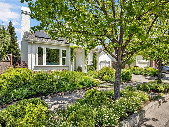 2nd image of 4748 Prospect Avenue