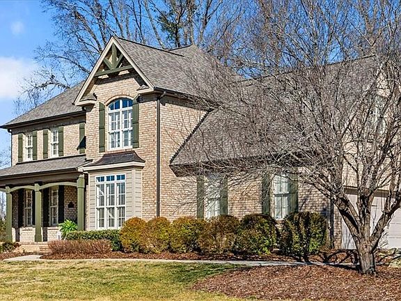 2nd image of 6814 Trace Dr