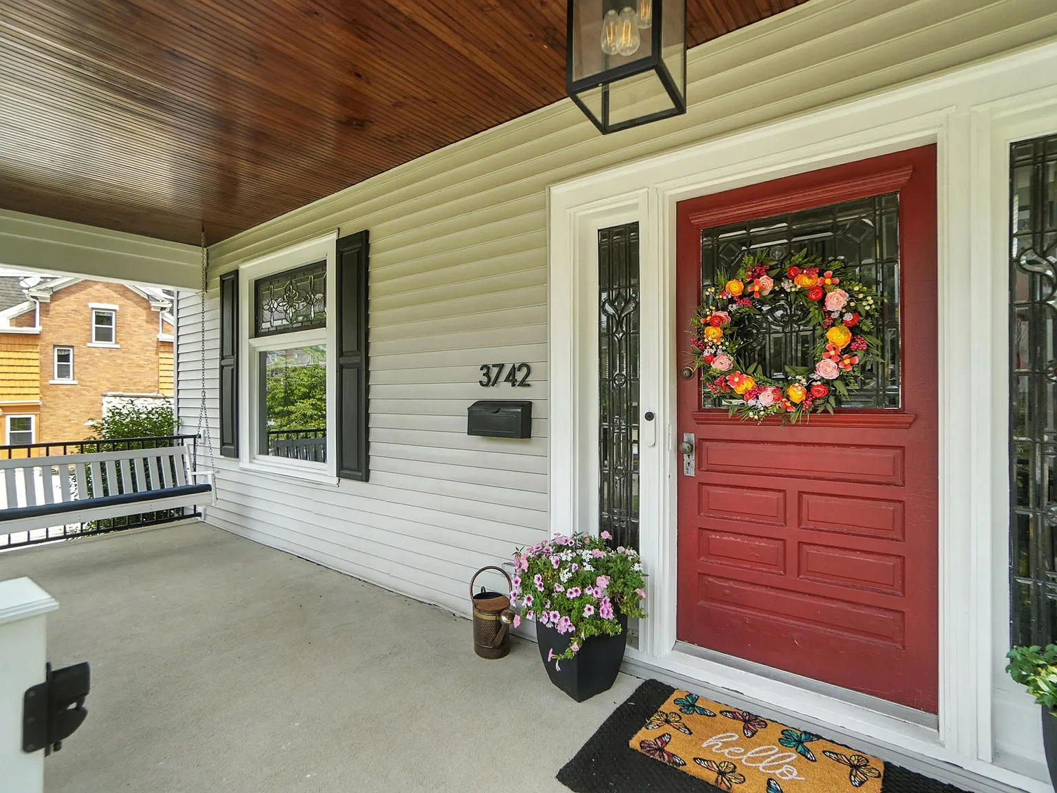 4 bed, 2551 sqft, $4,000 — Photo 3