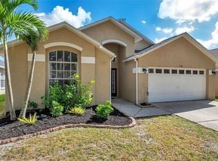 6748 Waterton Dr, Riverview, FL 33578