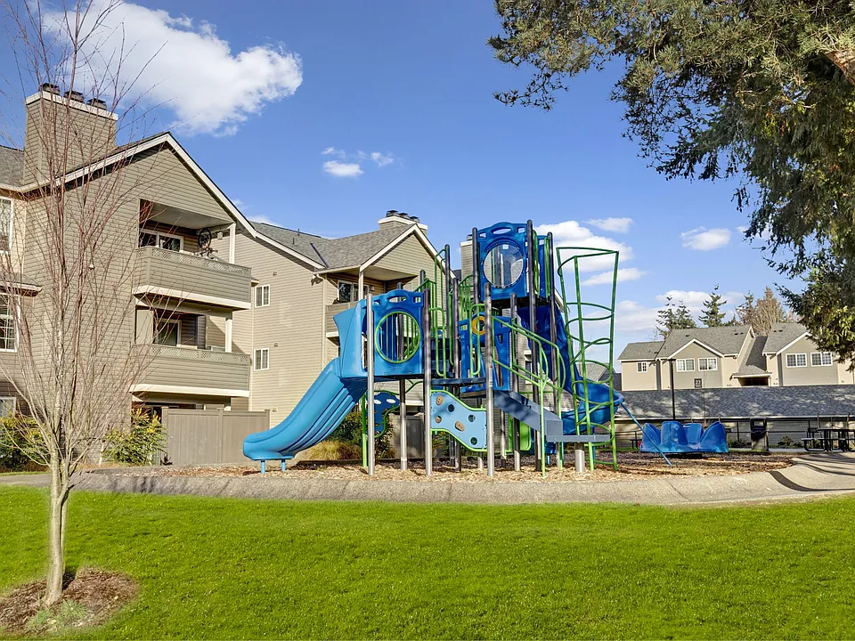 Beaumont Grand Apartment Homes
