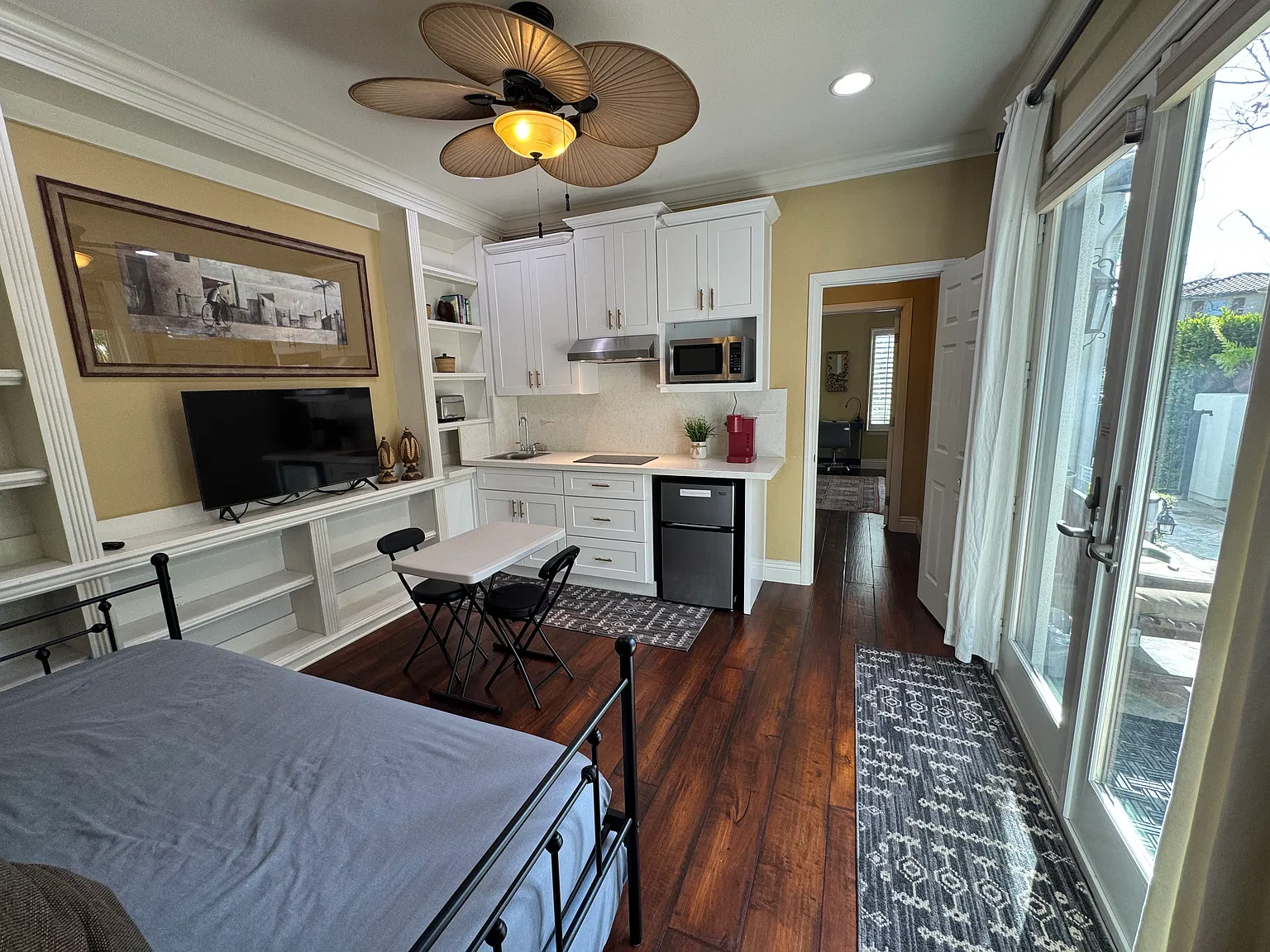7122 Sherbourne Ln — Photo 4