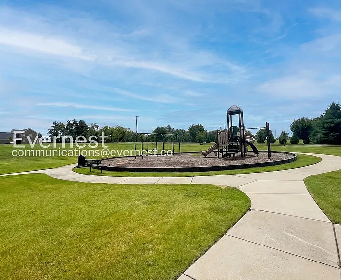 806 Sunset View Dr — Photo 25