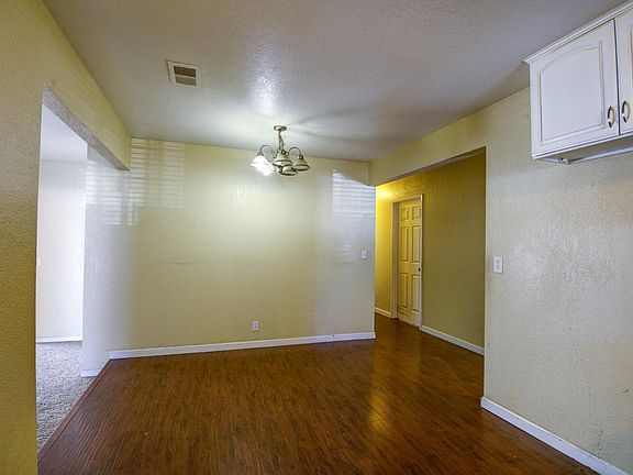 5th image of 1945 Orlando Dr