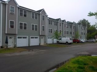 22 Townsend Ln, Rochester, NH 03867