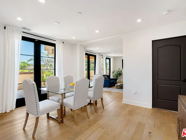 10523 Ashton Ave #301 — Photo 9