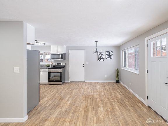 3rd image of 3781 Keswick Ln