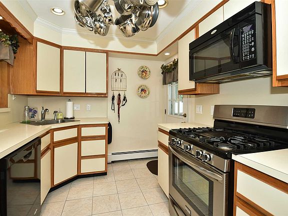 5th image of 5 Lori Ct