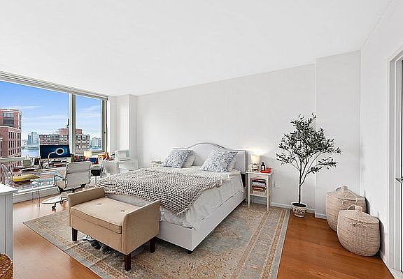 5th image of 200 Chambers St APT 25B