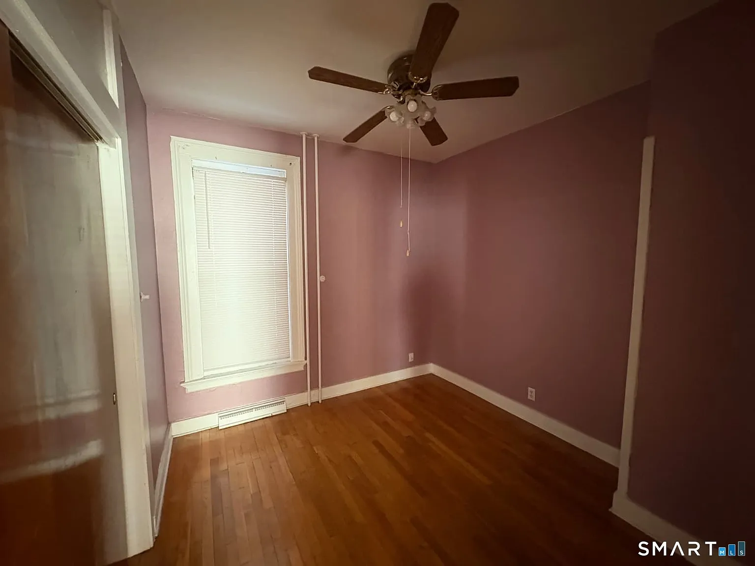 3 bed, 1.0 bath, 1228 sqft, $2,295 — Photo 3